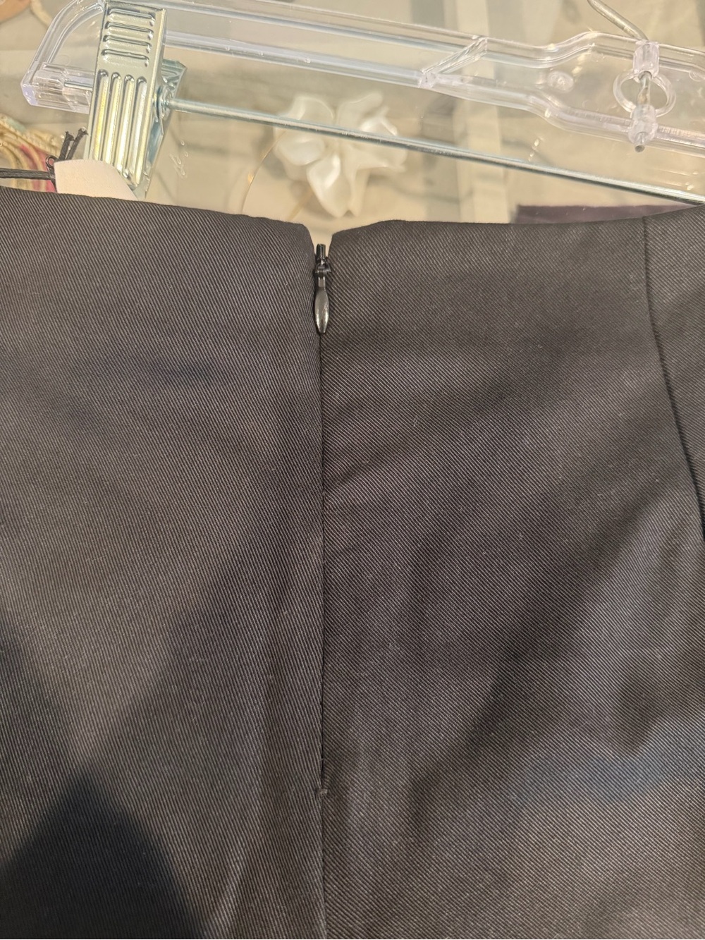 Reformation June Low Rise Short - Picture 7 of 8